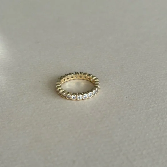 Elegant Gold Diamond Ring N1980 - Picture 3 of 5